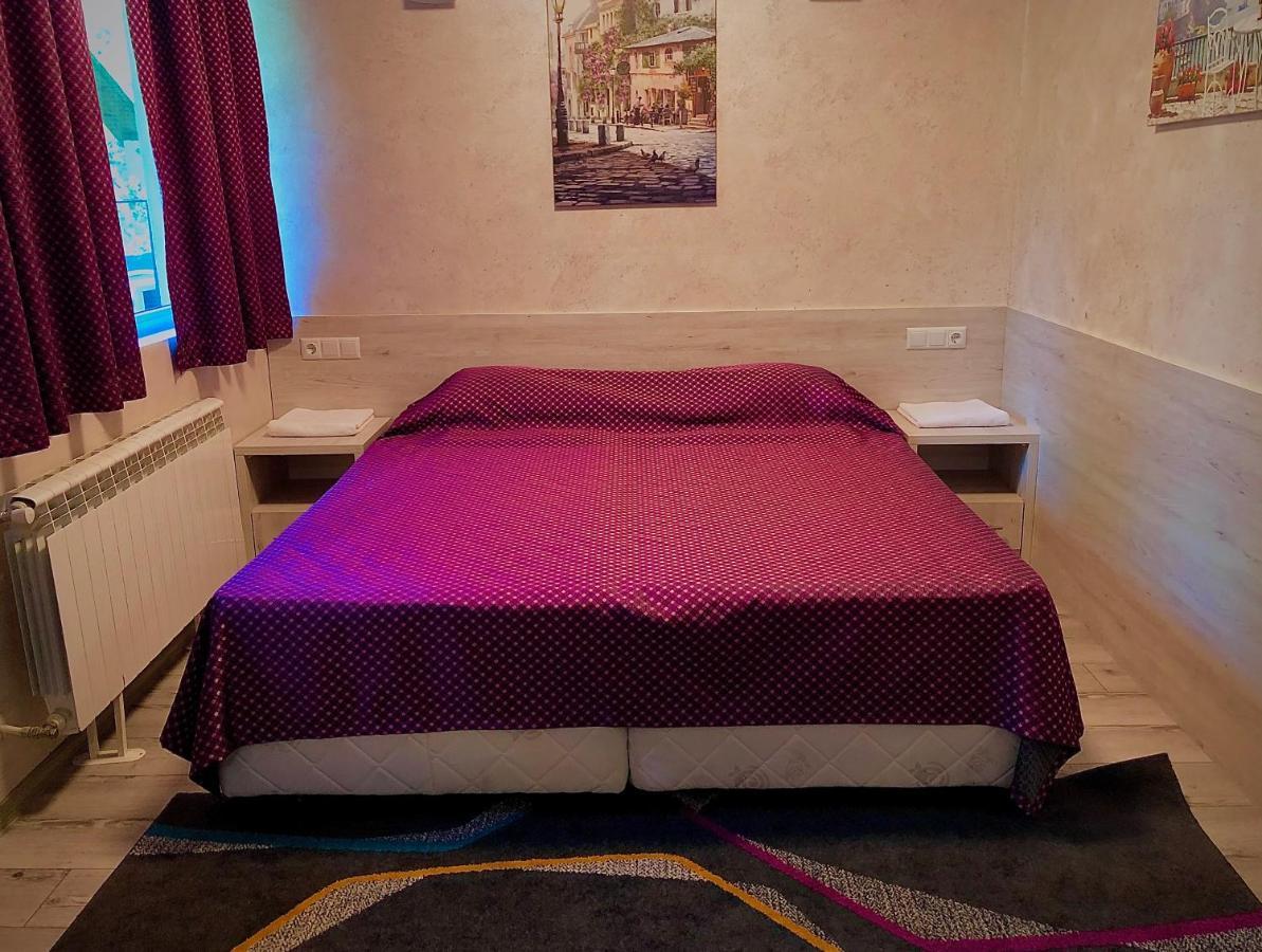 Family Hotel Residence Добрич Экстерьер фото