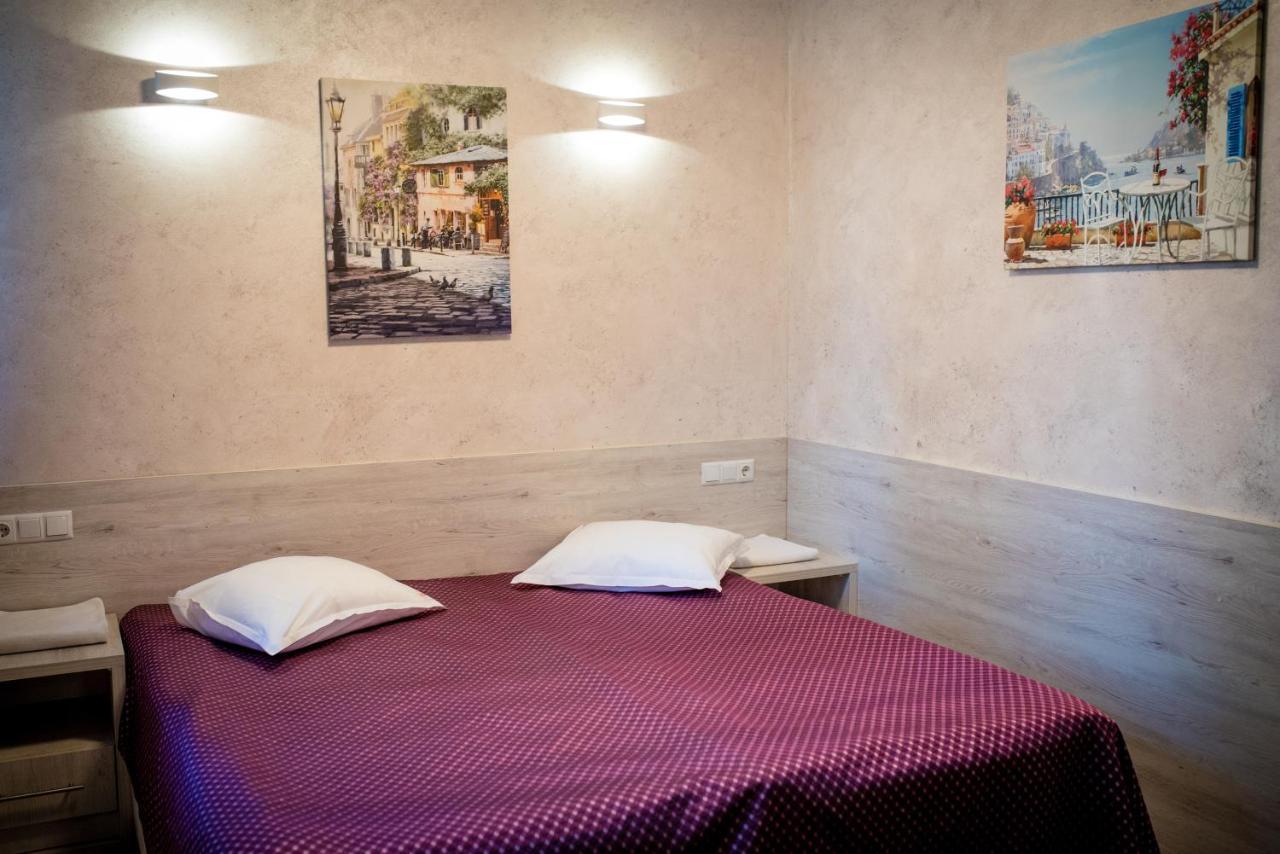 Family Hotel Residence Добрич Экстерьер фото