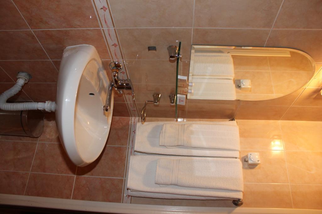 Family Hotel Residence Добрич Экстерьер фото